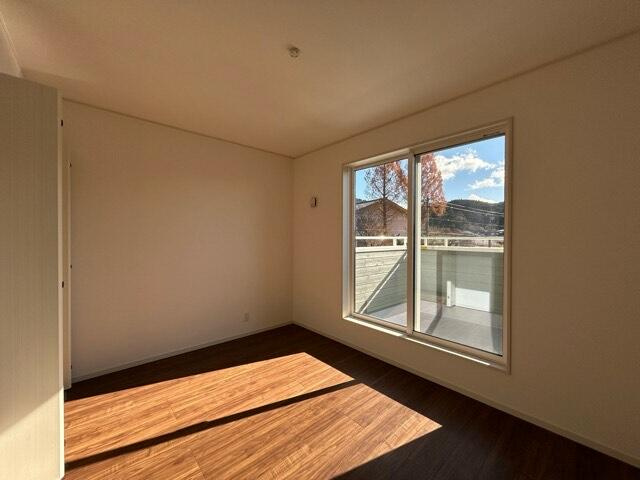 恵那市岩村町の新築一戸建の洋室