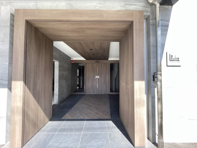 【エントランス】Le cube富田町