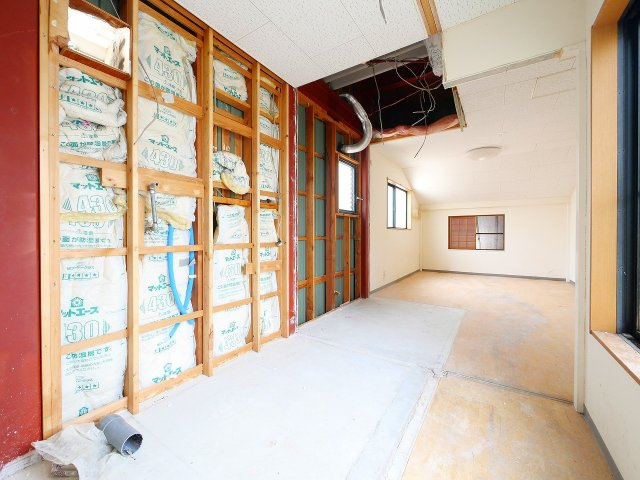 奈良市中院町店舗
