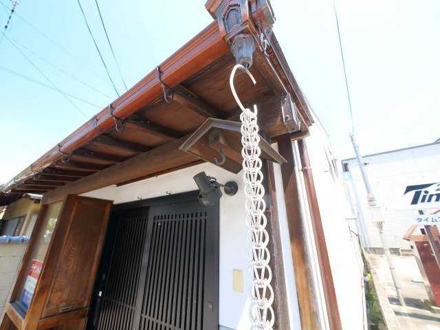 奈良市中院町店舗