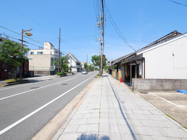 奈良市中院町店舗の周辺