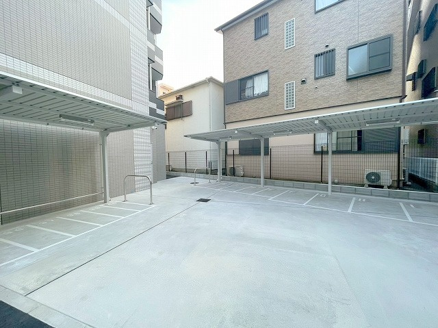 フォーリアライズ淡路ライツのロビー