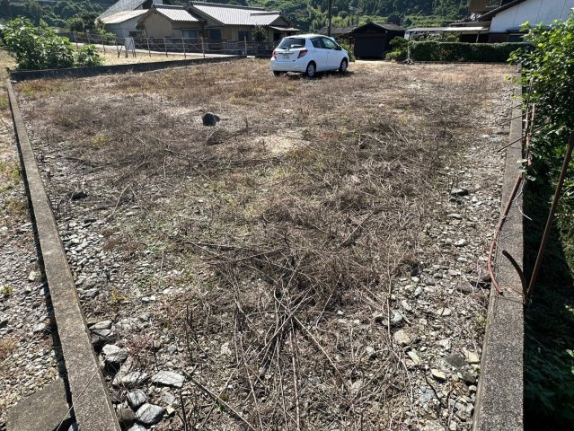 大生院 栗林　売土地の外観|建築条件なしのため、このプランをベースに自分たちのこだわりを自由に追加できます。広い脱衣所やパントリー、趣味の書斎など、101坪の土地だからこそ叶う、妥協しない家づくりの楽しさがここから始まります。
