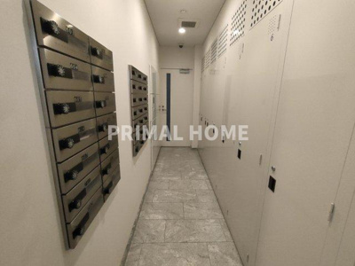 【その他共用部分】 | ザ・パークハビオ横浜東神奈川 | メールボックス、奥に宅配ボックスがございます。