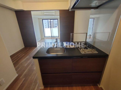 【キッチン】 | ザ・パークハビオ横浜東神奈川 | おしゃれな２口ガスコンロのシステムキッチンです。