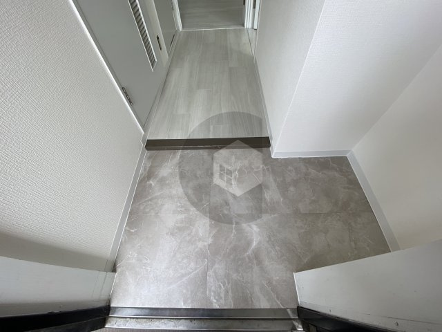 フェルザ長田の玄関