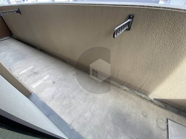 フェルザ長田のバルコニー