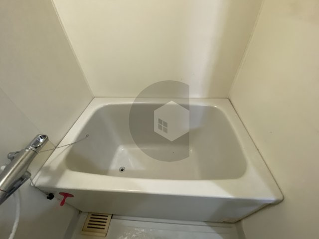 フェルザ長田の浴室