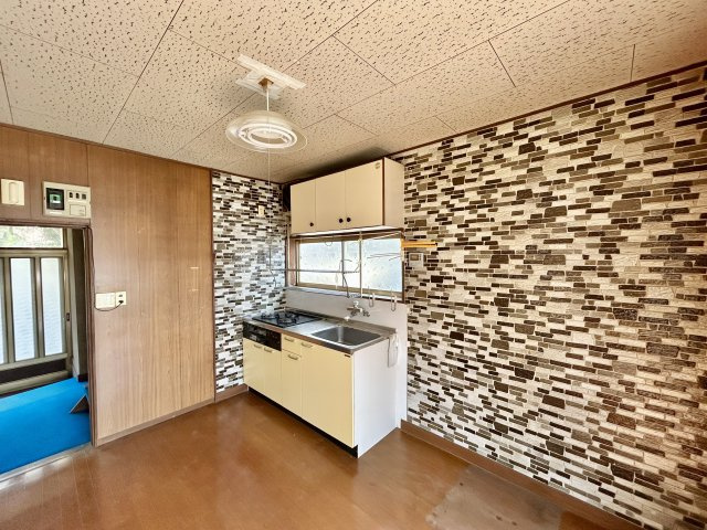 【中古戸建】前橋市朝日町のキッチン|今日の出来事をおしゃべりしながら楽しい時間をお過ごしください♪