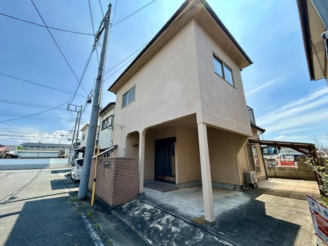 【中古戸建】前橋市朝日町の外観|明るい陽射しが入り日中は電気いらず♪