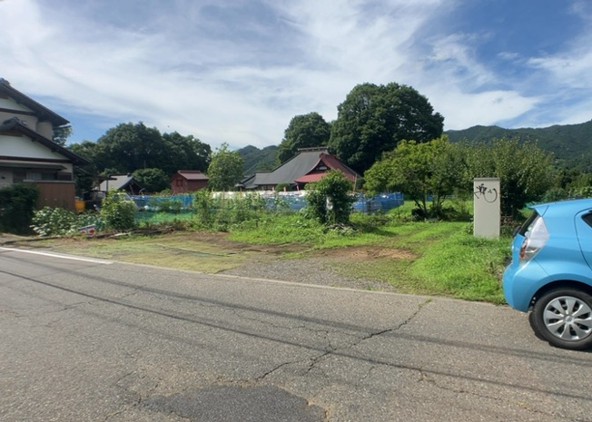 【外観】 | 販売されている全ての土地が、宅地用の土地であるとは限りません。都市計画法に基づき、基本的に住宅を建てることができるのは土地計画区であることに加え、市街化区域として定められている地域のみとなっています。