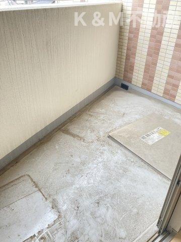 TRUTH CHARMEのバルコニー|バルコニー付きです