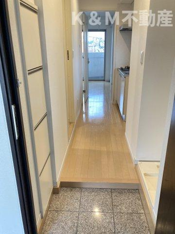 TRUTH CHARMEの玄関|毎日通る玄関はこちらです