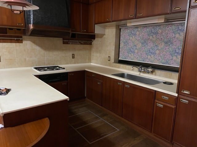 水俣市古賀町戸建てのキッチン