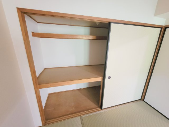 プレジール学園前の収納