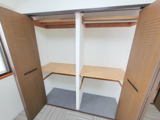 プレジール学園前の収納