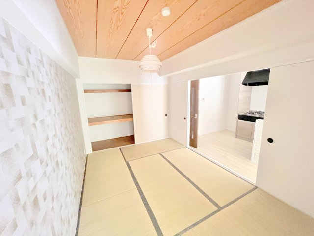 プレジール学園前