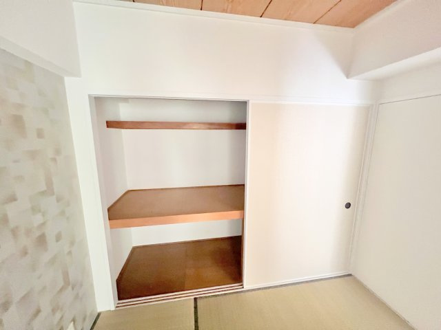 プレジール学園前