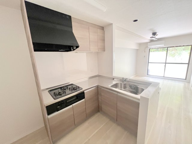 プレジール学園前