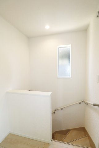 本宮市青田字中森　　　10号棟　　　五百川小学校、本宮第２中学区の内装