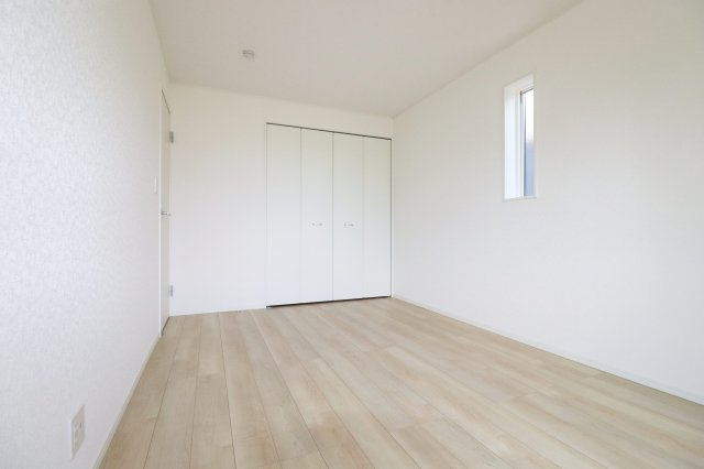 本宮市青田字中森　　　10号棟　　　五百川小学校、本宮第２中学区の洋室