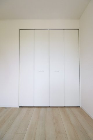 本宮市青田字中森　　　10号棟　　　五百川小学校、本宮第２中学区の収納