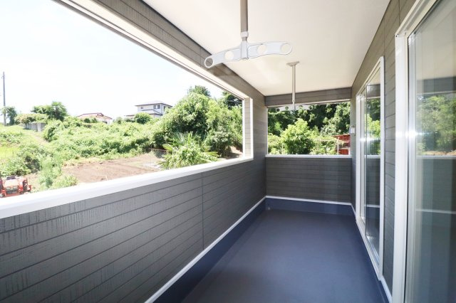 本宮市青田字中森　　　10号棟　　　五百川小学校、本宮第２中学区のバルコニー