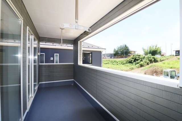 本宮市青田字中森　　　10号棟　　　五百川小学校、本宮第２中学区のバルコニー