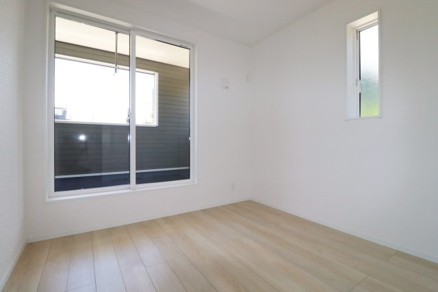 本宮市青田字中森　　　10号棟　　　五百川小学校、本宮第２中学区の洋室