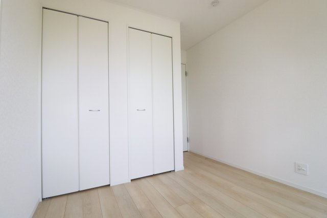 本宮市青田字中森　　　10号棟　　　五百川小学校、本宮第２中学区の洋室