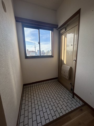 impressshirakawaの玄関