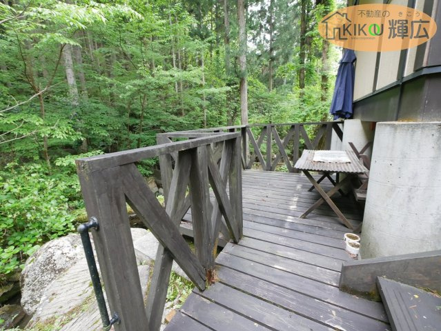 【バルコニー】 | 宍粟市一宮町東河内　中古戸建（別荘）