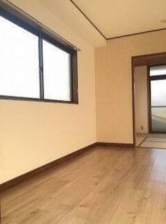 長澤ビルの寝室