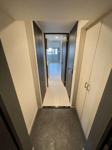 大阪市浪速区難波中３丁目の賃貸マンションの玄関|参考写真