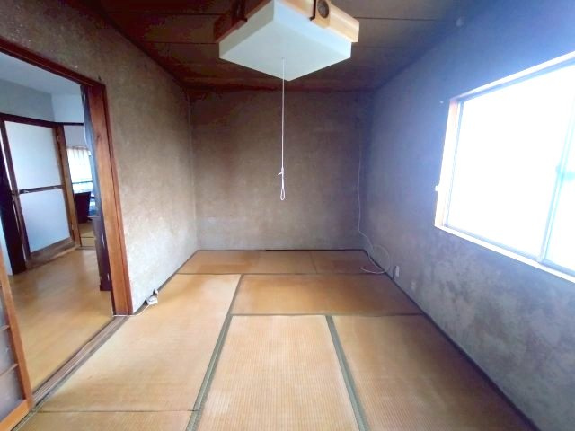 センター中山の内装