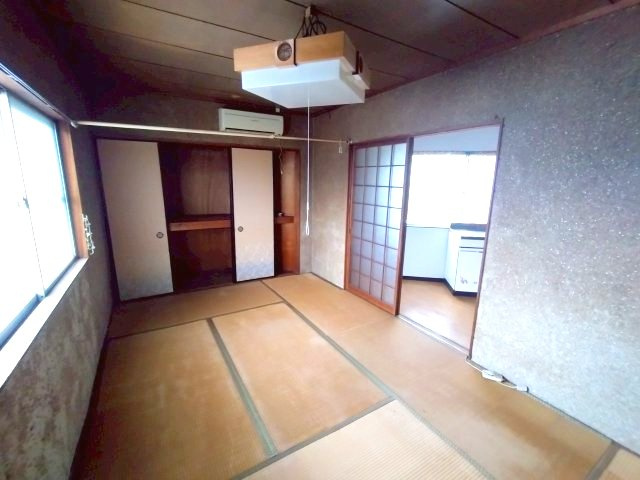 センター中山の内装