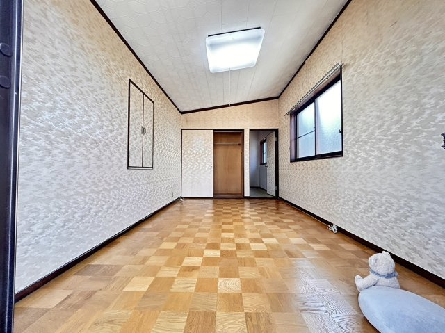 篠原北町2丁目戸建の洋室