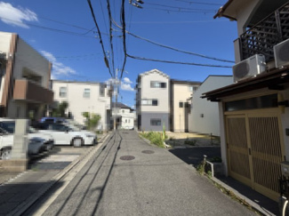 【前面道路含む現地写真】