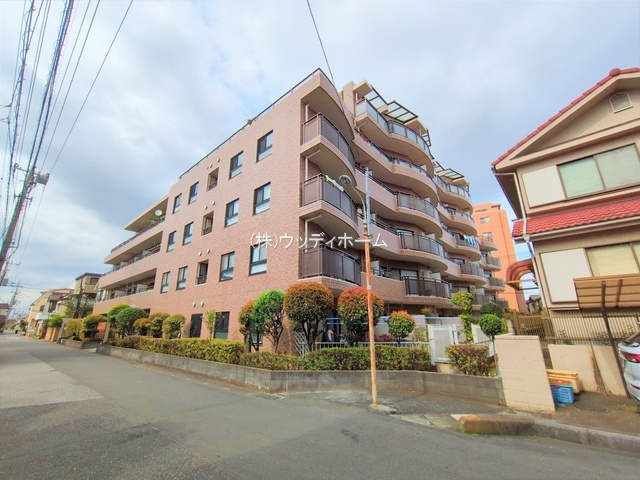 コンフォート南越谷の外観