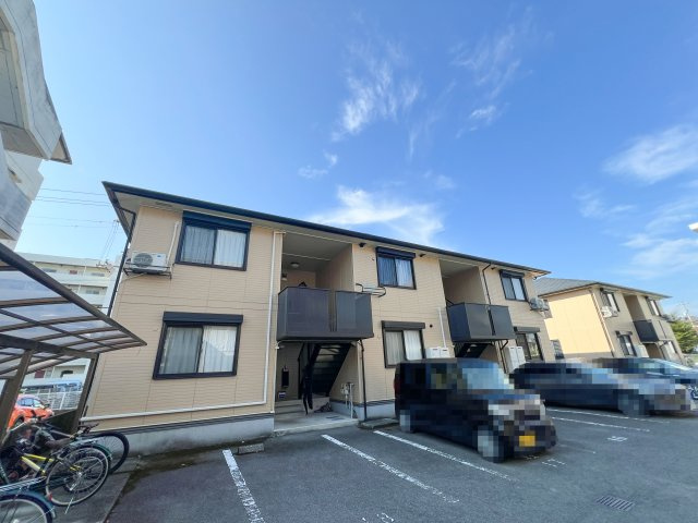 メナージュ A棟の外観