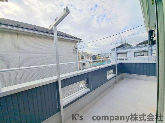 茅ヶ崎市香川４丁目　中古戸建のバルコニー|幅の広いバルコニー☆