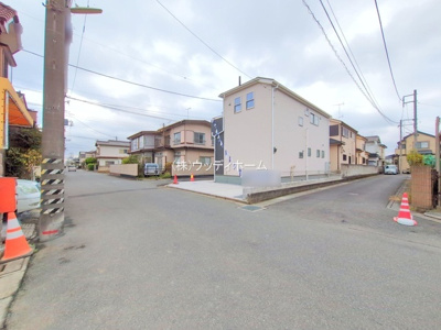 【前面道路含む現地写真】 | 春日部市大枝第3　新築一戸建て