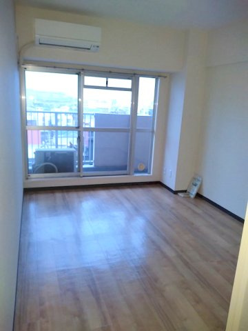 トップアイランドコーポの居間・リビング