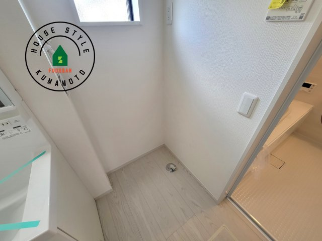 熊本市北区鶴羽田4丁目第1-4棟（3号棟）　の内観：施工例|ランドリースペースとなります。広々して有効的にご使用できます。 