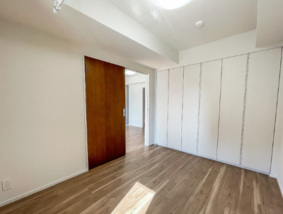 【洋室】 | フロンティアレジデンス錦糸公園