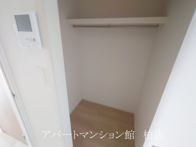 シュラインサイドの収納