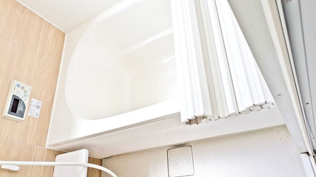 伊丹市寺本3丁目中古戸建の浴室|室内