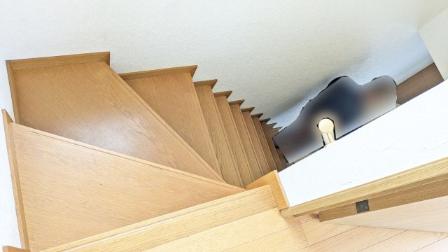 伊丹市寺本3丁目中古戸建のその他|室内