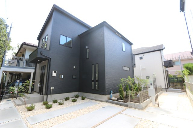 【外観】 | 【GRAFARE　ZEH標準】小平市上水本町９期 | 小平第四小学校 徒歩4分＆小平第四中学校 徒歩11分