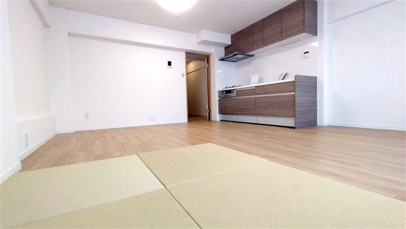 金沢八景マンションの玄関|収納もある玄関です